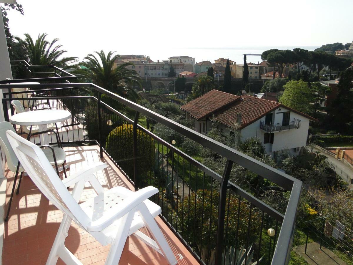 Residence La Carruba Diano Marina Exterior foto